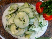 Salatbar:   GURKENSALAT mit Sahnesauce - Rezept