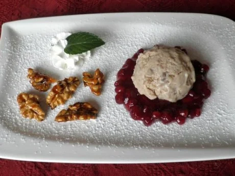 Rezept: Maroneneis auf Preiselbeerspiegel ... Bild Nr. 18 Maroneneis auf Preiselbeerspiegel ... - Rezept - Bild Nr. 18