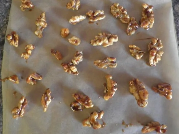 Rezept: Maroneneis auf Preiselbeerspiegel ... Bild Nr. 16 Maroneneis auf Preiselbeerspiegel ... - Rezept - Bild Nr. 16