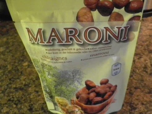 Rezept: Maroneneis auf Preiselbeerspiegel ... Bild Nr. 4 Maroneneis auf Preiselbeerspiegel ... - Rezept - Bild Nr. 4