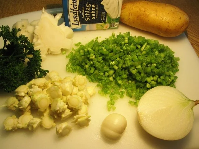 Rezept: Petersilien-Samtsuppe ... Bild Nr. 3 Petersilien-Samtsuppe ... - Rezept - Bild Nr. 3