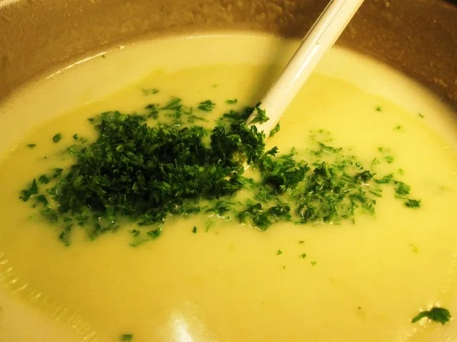 Rezept: Petersilien-Samtsuppe ... Bild Nr. 7 Petersilien-Samtsuppe ... - Rezept - Bild Nr. 7