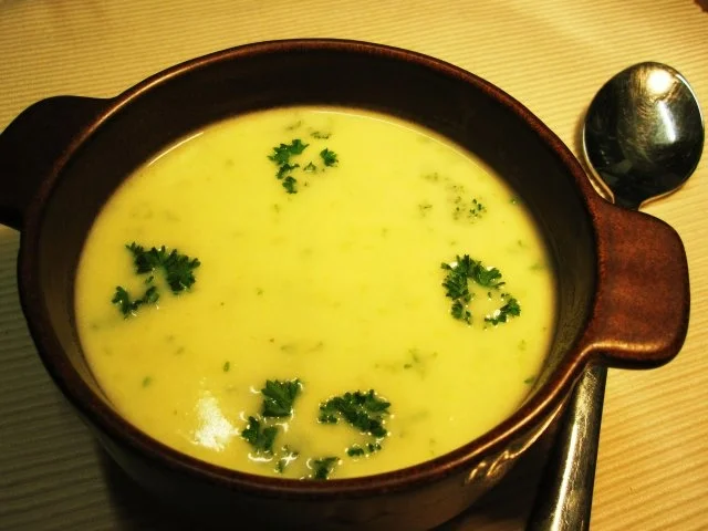 Rezept: Petersilien-Samtsuppe ... Bild Nr. 8 Petersilien-Samtsuppe ... - Rezept - Bild Nr. 8