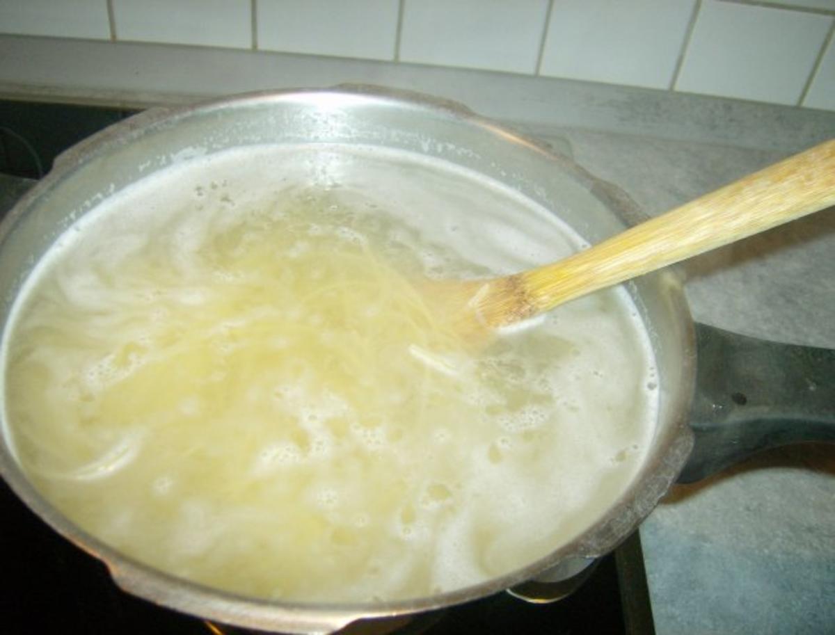Knoblauchspaghetti - Rezept - Bild Nr. 3