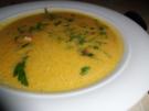 Suppe: Kürbis-Stangsellerie-Suppe mit Feigen-Spargel-Topping - Rezept