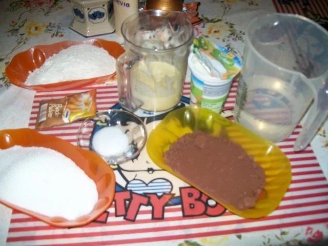 BIG TOP CUPCAKE REZEPT AUS DEN USA  mit Frosting und Füllung - Rezept - Bild Nr. 5