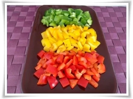 Raffinierte bunte Paprikapfanne  mit Hackfleisch und Reis dazu - Rezept - Bild Nr. 2