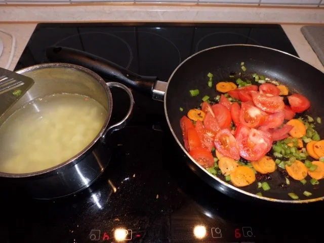 Rezept: Eintopf: Fünf-Gemüse-Rahmtopf Bild Nr. 3 Eintopf: Fünf-Gemüse-Rahmtopf - Rezept - Bild Nr. 3