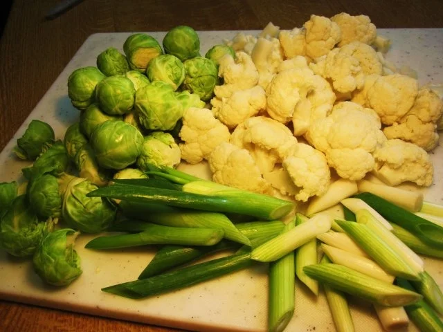 Rezept: Rosenkohl-Blumenkohl-Suppe mit Eisbein ... Bild Nr. 4 Rosenkohl-Blumenkohl-Suppe mit Eisbein ... - Rezept - Bild Nr. 4