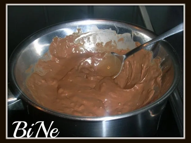 Rezept: BiNe` S KUERBIS - HASELNUSSKUCHEN Bild Nr. 7 BiNe` S KUERBIS - HASELNUSSKUCHEN - Rezept - Bild Nr. 7