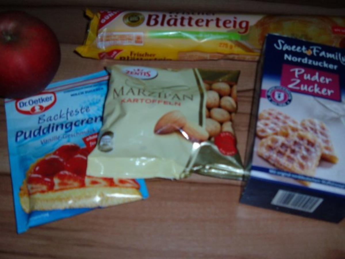 Kuchen : Blätterteig - Pudding - Marzipan - Apfel - Küchlein - Rezept - Bild Nr. 2