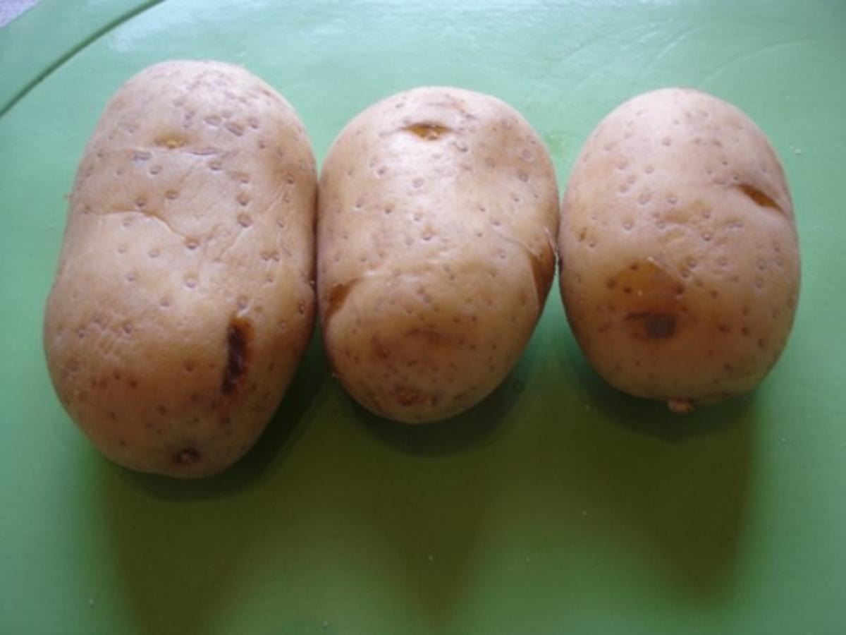 Lachsfilet auf Kartoffelblüten - Rezept - Bild Nr. 3