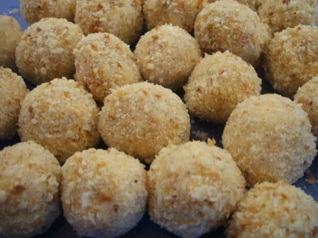 Käse: Scharfe Käsebällchen auf fruchtiger Sauce - Rezept - Bild Nr. 6