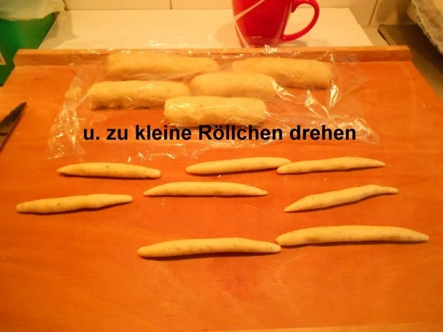 Rezept: Kokoskipferl Bild Nr. 8 Kokoskipferl - Rezept - Bild Nr. 8