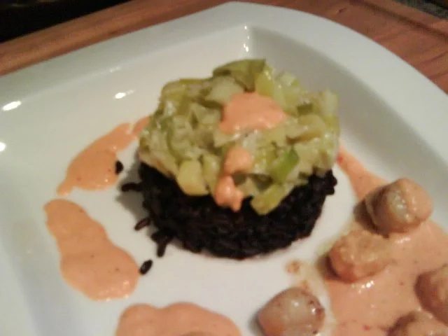 Pétoncles (Kammmuscheln) à la crème  mit schwarzem Gold - Rezept - Bild Nr. 2