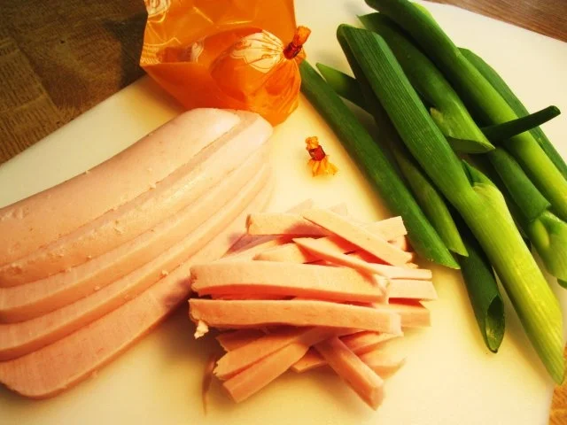 Wurstsalat - schön "zwiebelig" ... - Rezept - Bild Nr. 4