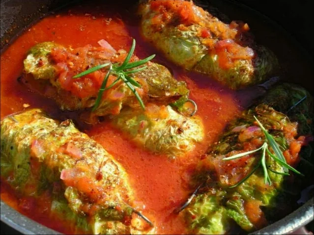 Rezept: Hühnchenbrust Involtini im Wirsingmantel Bild Nr. 9 Hühnchenbrust Involtini im Wirsingmantel - Rezept - Bild Nr. 9