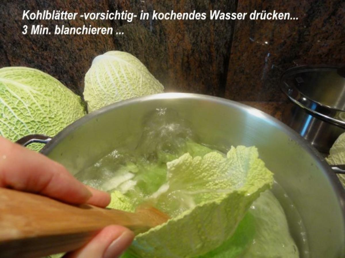 Gemüse:   WIRSING - ROULADEN mit Hackfüllung - Rezept - Bild Nr. 6