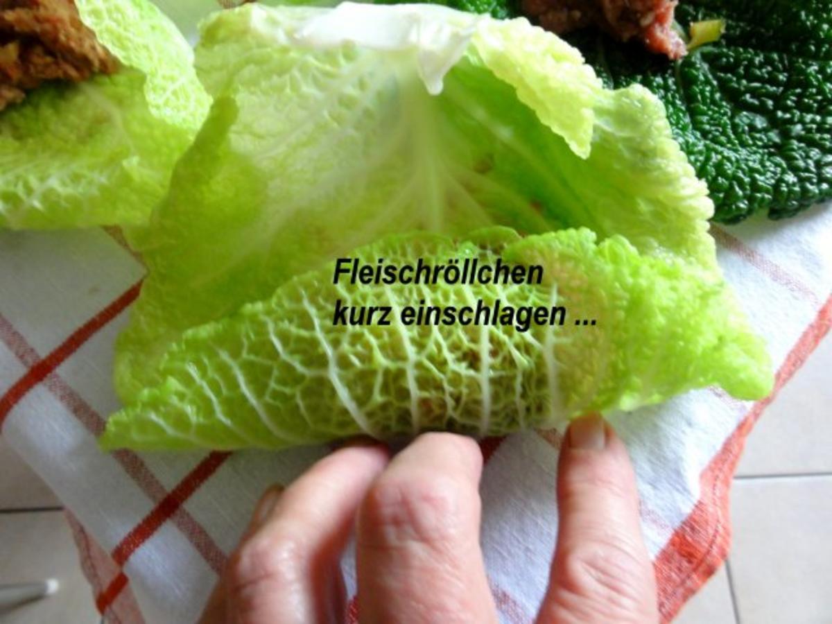 Gemüse:   WIRSING - ROULADEN mit Hackfüllung - Rezept - Bild Nr. 9