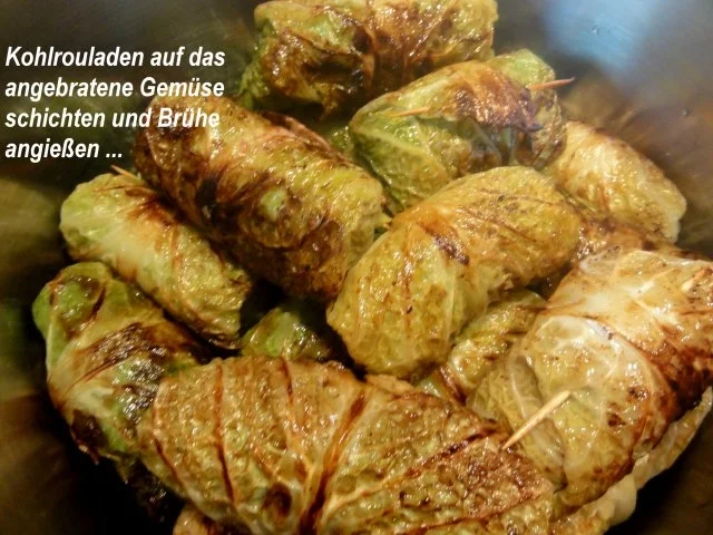 Gemüse:   WIRSING - ROULADEN mit Hackfüllung - Rezept - Bild Nr. 14