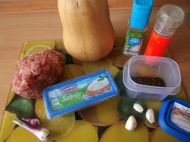 Kürbis in Käsesahnesosse mit Gehacktesklösschen - Rezept - Bild Nr. 3