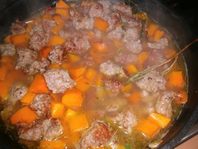 Kürbis in Käsesahnesosse mit Gehacktesklösschen - Rezept - Bild Nr. 11