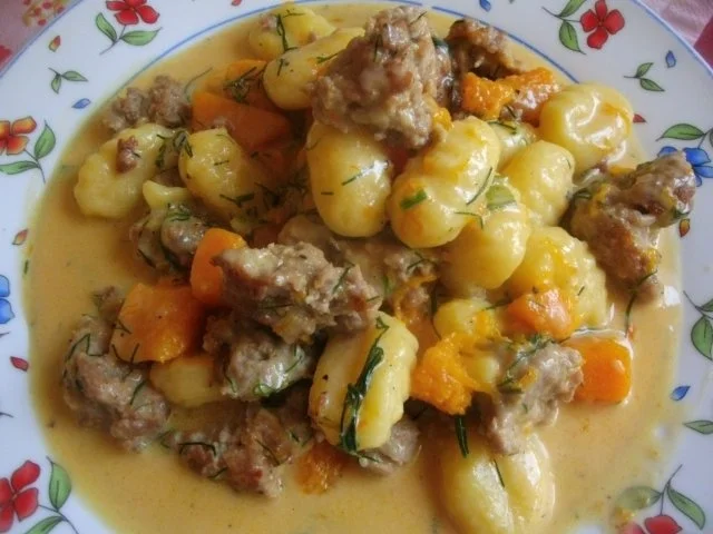 Kürbis in Käsesahnesosse mit Gehacktesklösschen - Rezept - Bild Nr. 16