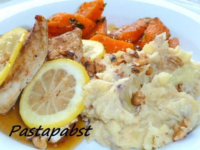 Rezept: Zitronenhuhn mit Walnuss-Kartoffelbrei Bild Nr. 2 Zitronenhuhn mit Walnuss-Kartoffelbrei - Rezept - Bild Nr. 2