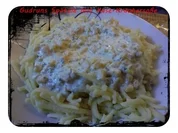 Rezept: Nudeln: Spätzle mit Käse-Kräutersoße Nudeln: Spätzle mit Käse-Kräutersoße - Rezept