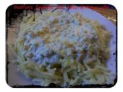 Nudeln: Spätzle mit Käse-Kräutersoße - Rezept