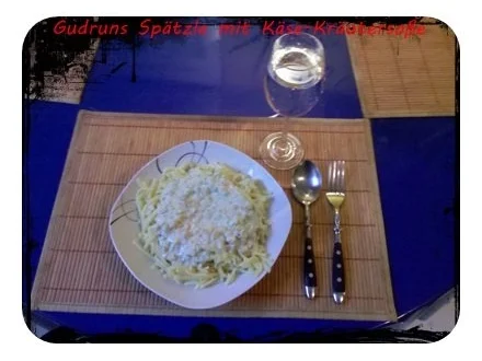 Rezept: Nudeln: Spätzle mit Käse-Kräutersoße Bild Nr. 7 Nudeln: Spätzle mit Käse-Kräutersoße - Rezept - Bild Nr. 7