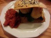 Rezept: Jakobsmuscheln mit Wan-Tan-Blรคttern Jakobsmuscheln mit Wan-Tan-Blรคttern - Rezept