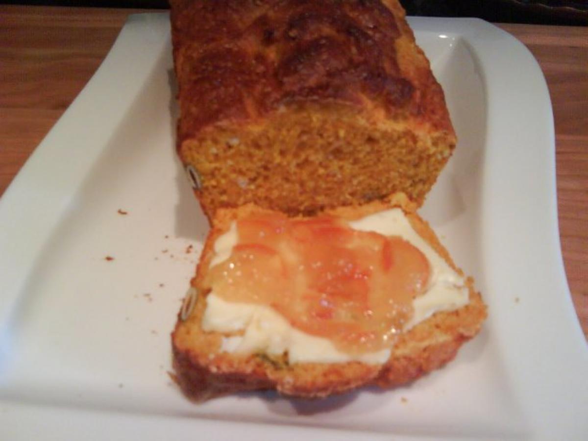 Saftiges Kürbisbrot mit Vanille und Orange - Rezept - Bild Nr. 8