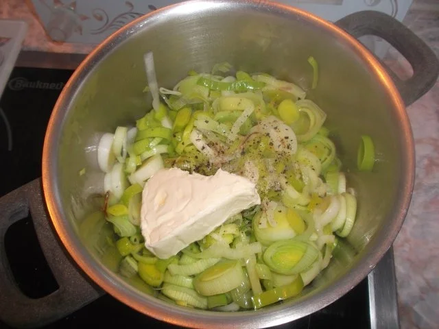 Rezept: Gefüllter Röstzwiebelbraten Bild Nr. 6 Gefüllter Röstzwiebelbraten - Rezept - Bild Nr. 6