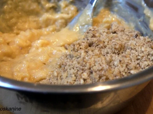 Rezept: Apfel-Walnuss-Tarte mit Zimtsahne Bild Nr. 4 Apfel-Walnuss-Tarte mit Zimtsahne - Rezept - Bild Nr. 4