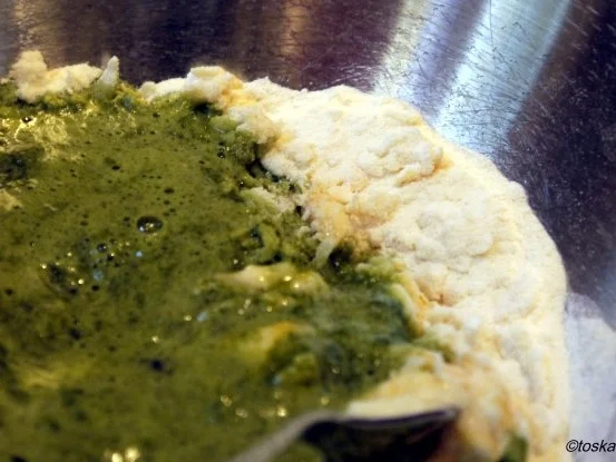 Tagliatelle verde aglio, olio, peperoncini e gamberetti - Rezept - Bild Nr. 4