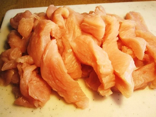 Rezept: Waldpilzpfanne mit Putenbrust-Streifen Bild Nr. 4 Waldpilzpfanne mit Putenbrust-Streifen - Rezept - Bild Nr. 4