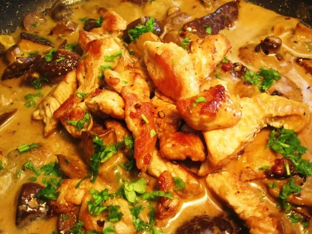 Rezept: Waldpilzpfanne mit Putenbrust-Streifen Bild Nr. 7 Waldpilzpfanne mit Putenbrust-Streifen - Rezept - Bild Nr. 7