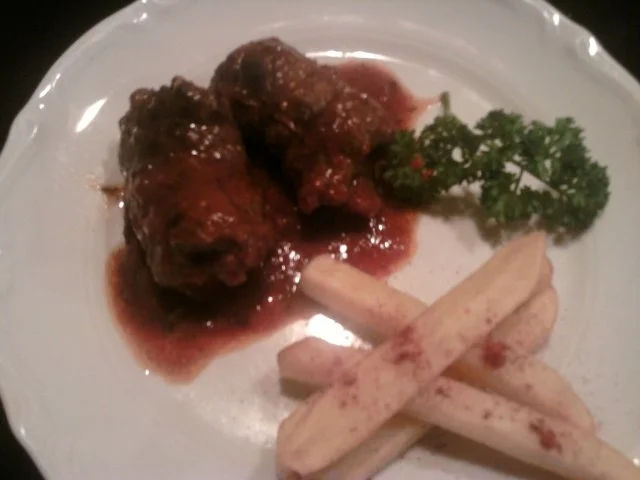 Trappers "Balkan-Rinder-Roulettas mit Knobi-Pommes" - Rezept