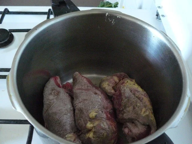 Rezept: Rindsroulade Thüringer Art Bild Nr. 9 Rindsroulade Thüringer Art - Rezept - Bild Nr. 9