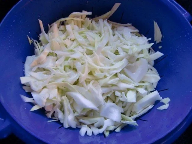 Hackpfanne mit Nudeln und Weißkohl - Rezept - Bild Nr. 3