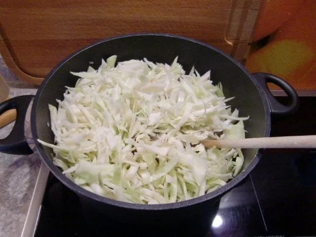 Hackpfanne mit Nudeln und Weißkohl - Rezept - Bild Nr. 10