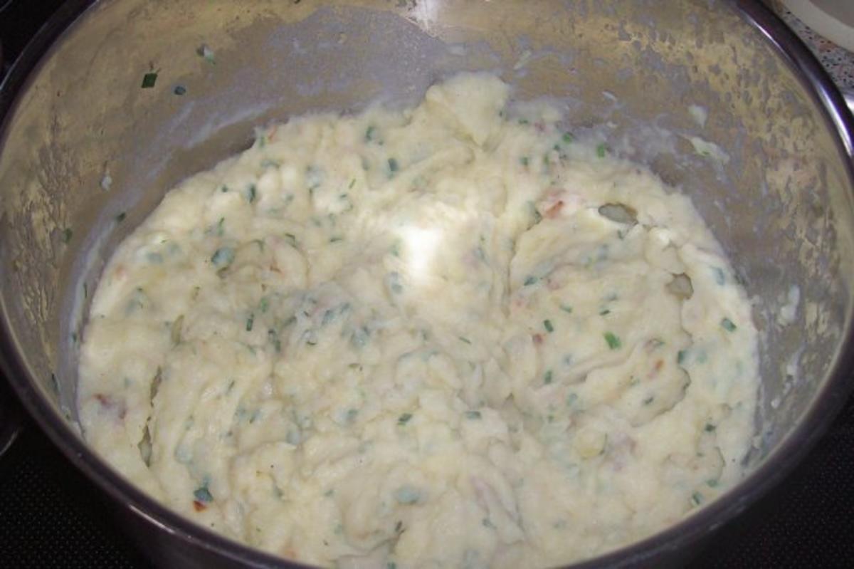 Beilagen: Kartoffelpüree mit Röstzwiebeln und Schnittlauch - Rezept - Bild Nr. 4