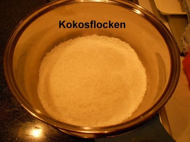 Rezept: Kokos-Sahne-Likör Bild Nr. 4 Kokos-Sahne-Likör - Rezept - Bild Nr. 4