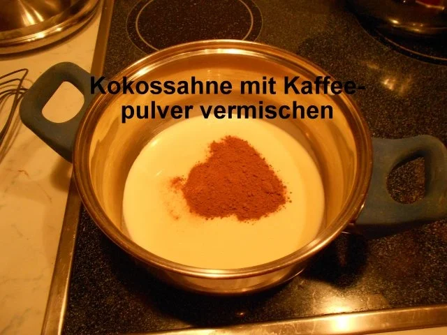 Rezept: Kokos-Sahne-Likör Bild Nr. 9 Kokos-Sahne-Likör - Rezept - Bild Nr. 9