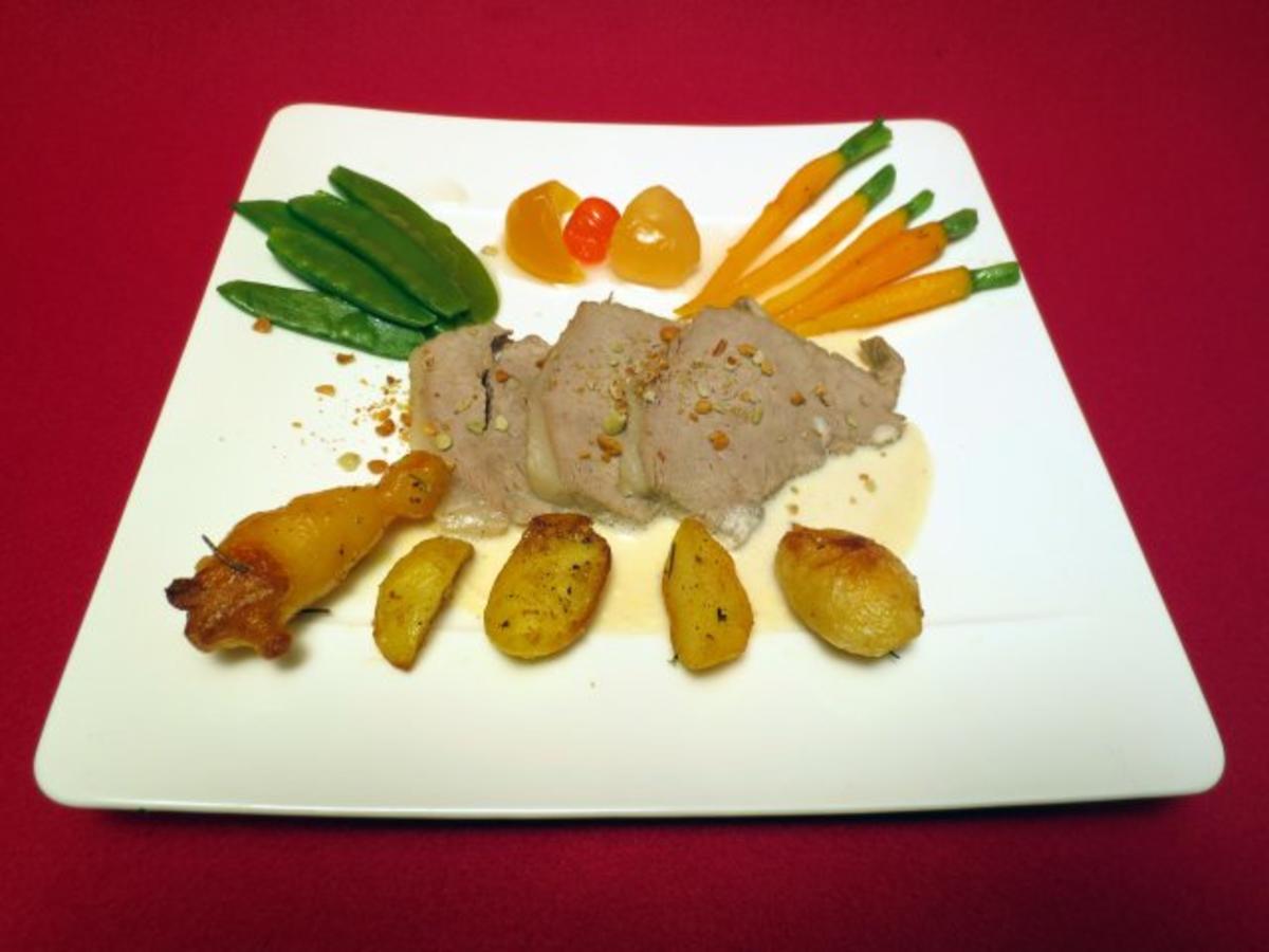 Gesottener Kalbs-Tafelspitz an Meerrettichcreme, Buttermöhrchen und ...