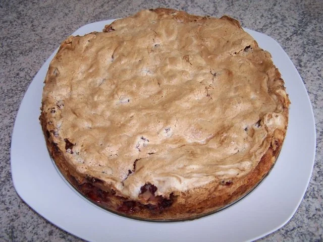 Rezept: Johannisbeertorte mit Mandelbaiser Johannisbeertorte mit Mandelbaiser - Rezept