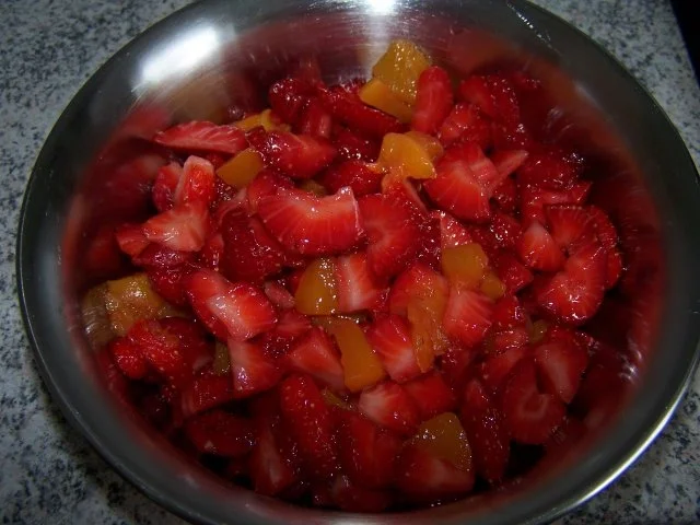 Obsttorte ... z. B. mit Erdbeeren - Rezept - Bild Nr. 4