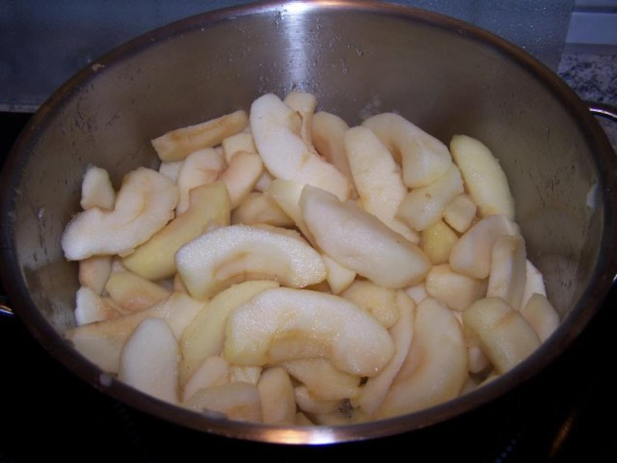 Apfelkuchen mit knuspriger Haube - Rezept - Bild Nr. 2