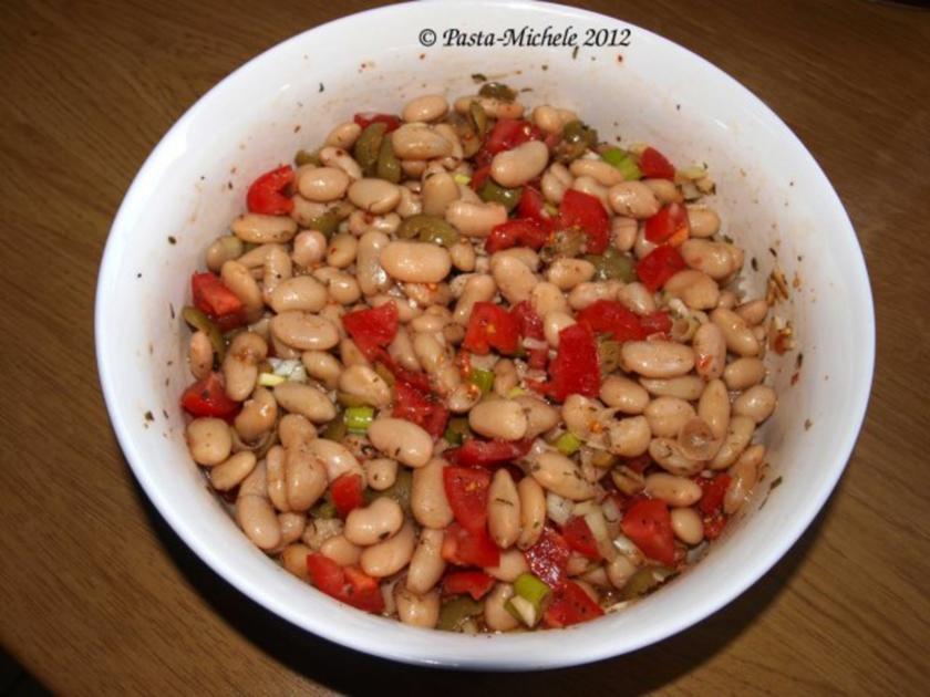 Weißer Bohnensalat aus der Türkei Beyaz Fasülye Salatası - einfach ...